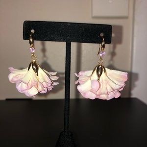 Beautiful Pink Carnation Flower Earrings w/ Pink Crystal